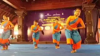 Dança na Kerala Kalamandalam, Kerala, India