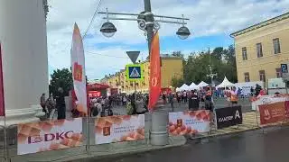 За минуты до старта Тверского полумарафона...