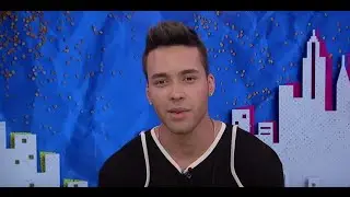 Back it up with Prince Royce: From a cell phone store to texting Pitbull