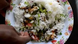 SALADE DE RIZ AUX MOULES