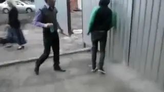 Отошел поссать