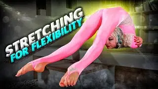 Contortionist Alesya in pink catsuit. Contortion workout. Stretching for flexibility. Flexshow
