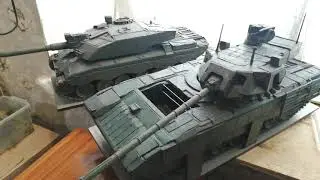 Танк Т-14 Армата и Challenger-2 из пластилина