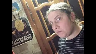 Как СОЧИНЯТЬ песни ПОД ГИТАРУ #2 КАК ПОЗДРАВИТЬ НА 8 МАРТА
