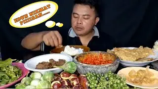 MUKBANG DADAKAN PAKE RENDANG IKAN ASIN  BAKWAN - LALABAN TERONG JENGKIL LENCA & PUCUK SAMPEU PART1