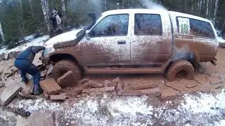 Лед был толстый! Грейт вол дир по бездорожье! на 31 колесах.