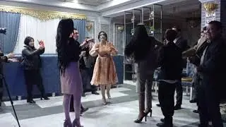 Shakhnozabonu tug'ulgan kunida sanatkorlardan jonli ijro bomba💣