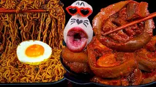 Gigantic Spicy Braised Beef Feet & Black Bean Noodles ASMR Eating Show (SUB) 🌶️