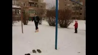 Босиком по снегу! Любительская запись.