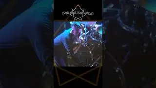 The Pieces Fit - Fan Cam Rouyn #parabolus #toolarmy #toolband #live