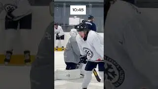Залип на тренировке и задумался... #hockey  #кхл #хоккей