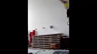 Двойное сальто вперед .