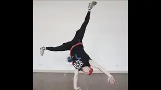 Стойка на одной руке - обучающее видео / one hand balance tutorial