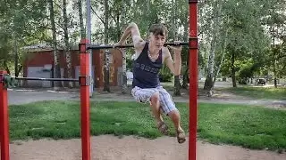 A towel on the bar. Street Workout 10