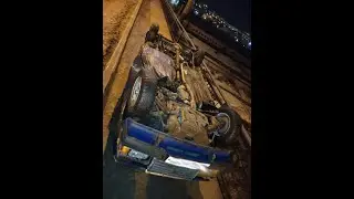 На Лермонтовском мосту в Тамбове перевернулся автомобиль