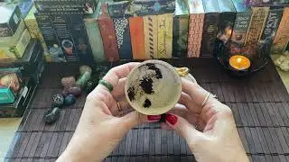 В чем человек хочет Вам признаться? Знаки на кофейной гуще ☕️