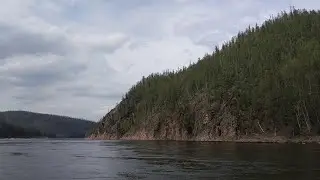 Сплав по якутским рекам на водомёте.