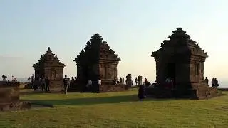 Travel: Candi Ijo Yogyakarta | Menikmati Sunset
