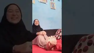 hijab feet tickle video 
