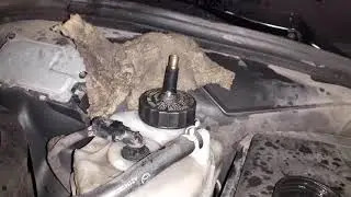 Mercedes-Benz W211 brake pipe replacement and brake bleeding SBC