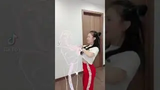 Tiểu hý cô vợ quốc dân không làm anh em thất vọng :))