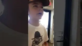 AM I THE ONLY ONE AROUND HERE