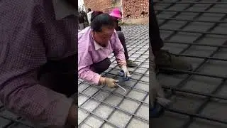The process of fixing floor steel bars with steel wires- Good tools can increase work efficiency
