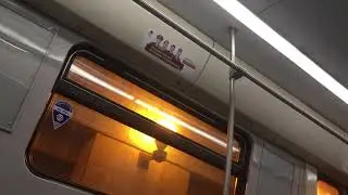Метропоезд Юбилейный на МПЛ московско-петроградская линия.