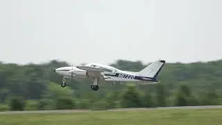 Cessna 310 N87220 departing KHWY 061123