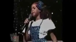 Beyonce' Performs The Wiz' At Age 7 (Rare Footage)