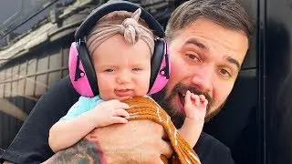 MY DREAM COME TRUE - My baby sees me play for the first time
