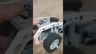 A live axle made of lego technic V2