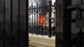 в Париже не так спокойно