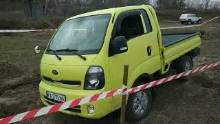 Жовток Кія перший раз на бездоріжжі Спец Ділянка 