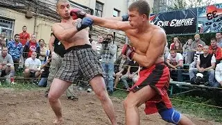 Бой боксер против бойца ММА