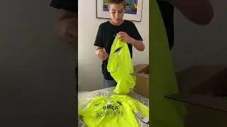 Распаковка футбольный формы в Barca Academy Pro