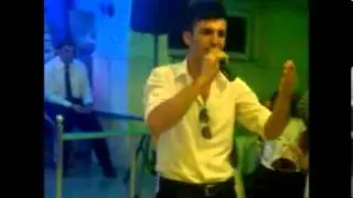 ERBAALI CEMAL ER EŞARBINI YAN BAGLAMA  TANJU YAVANIN DÜĞÜNÜNDE SAHNE ALDI