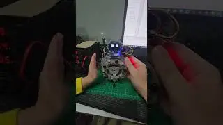 robot face expression test...