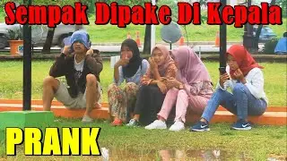 WAJIB NONTON!,NGAKAK!! Pake Celana Dalam Di Kepala Di Tempat Umum!!!  - Prank Indonesia