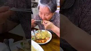 Seafood pasta + Kimchi = bussin