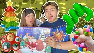 Fidget Calendar Review 😱🎄+ so worth It | VLOGMAS DAY 3