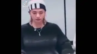 Do you want to see angry Hyunjin