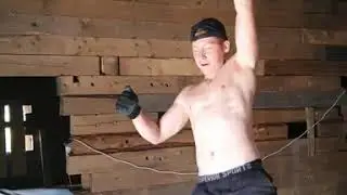 Подтягивание на одной руке