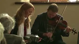 Caitlín Nic Gabhann & Ciarán Ó Maonaigh ag Éigse Dhiarmuid Uí Shúilleabháin 2012