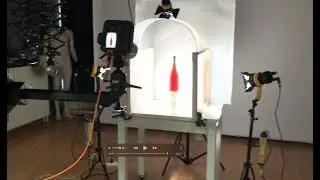 Produktfotografie von Flaschen mit LED Dauerlicht von Dedolight
