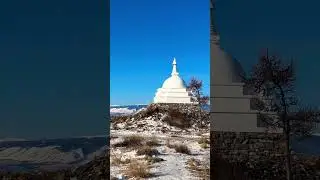 Ступа Просветления, остров Огой 