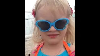 Ева  танец у шеста
