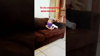 Como uma criança passa o dia com o braço engessado