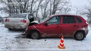 Сотрудники полиции проводят проверку по факту утреннего ДТП в Нижнегорском районе