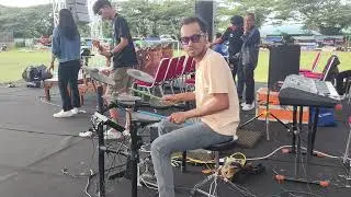 KING OF BERNEO_HEART OF BORNEO (live Drum cam)